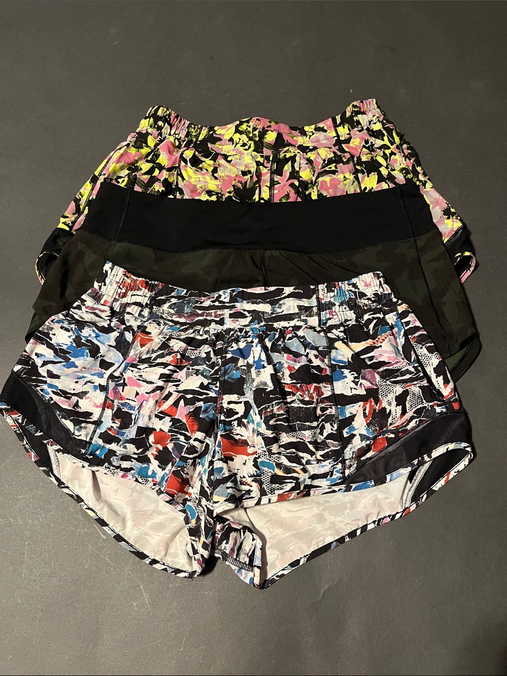 Lululemon athletica Women’s Mixed Print Athletic Shorts Size 8